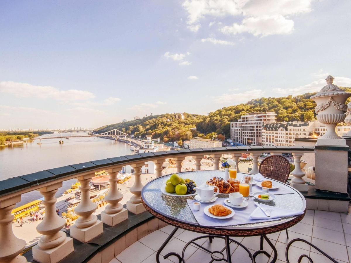 Fairmont Grand Hotel Kiev Buitenkant foto